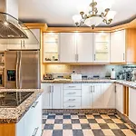 Nice Home In Benalmadena With Wifi